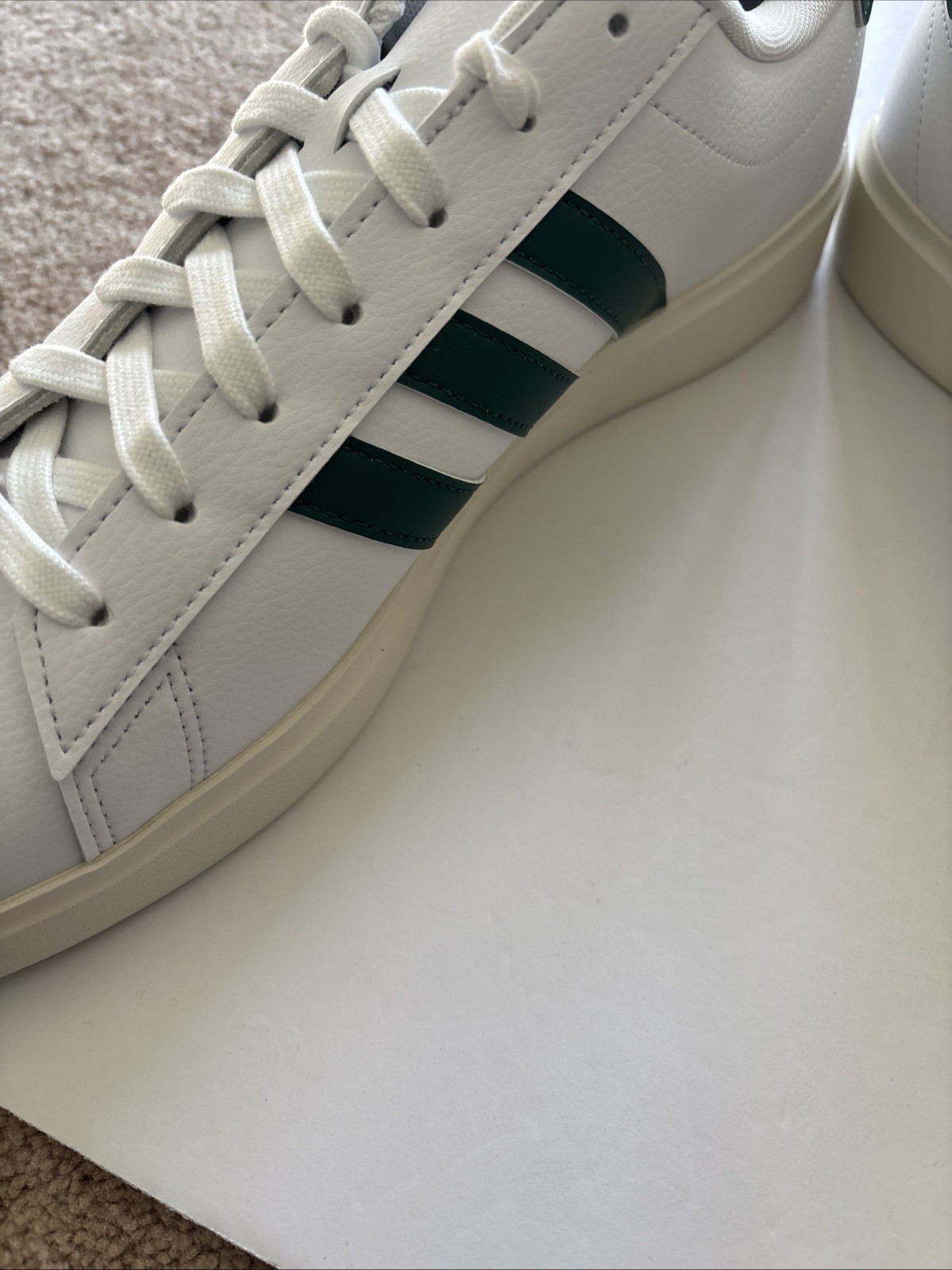 adidas men GRAND COURT 2.0 SHOES White/ Green Size 13 Brand New With Box