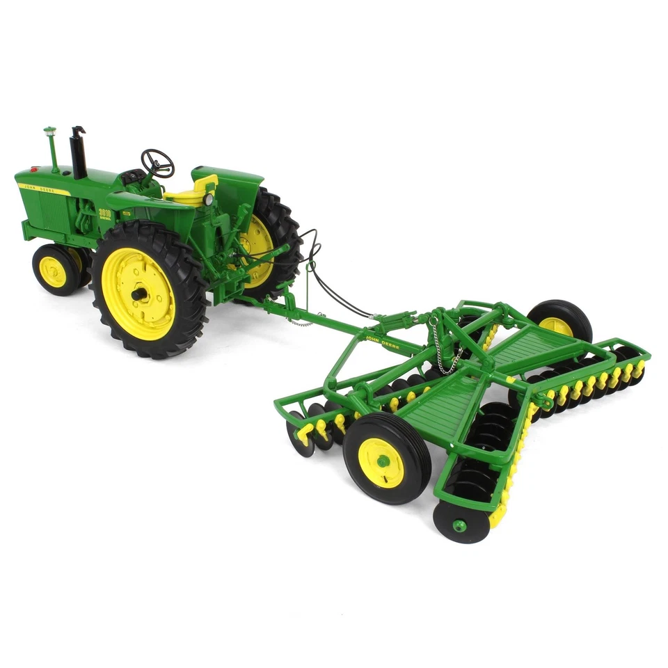 1/16 John Deere 3010 Diesel RW Disk ERTL Precision Heritage Damaged Box 45952-R - Image 4 of 4