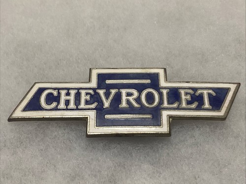 1915 - 1928 Vintage Chevrolet Radiator Bow Tie Emblem 4" Enamel Badge Chevy  - Picture 1 of 6