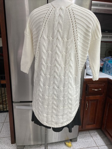 Express Sweater Women's X-Small White 3/4 Sleeve V-neck Cable Knit OVERSIZED - Picture 7 of 10
