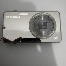 Samsung ST Series ST700 Dual View Digital Camera w battery charger sd card