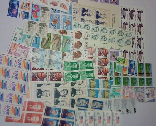 Usable 100 Assorted Mixed Multiples & Singles of 22¢ US Postage Stamps FV $22.00 - Picture 2 of 2