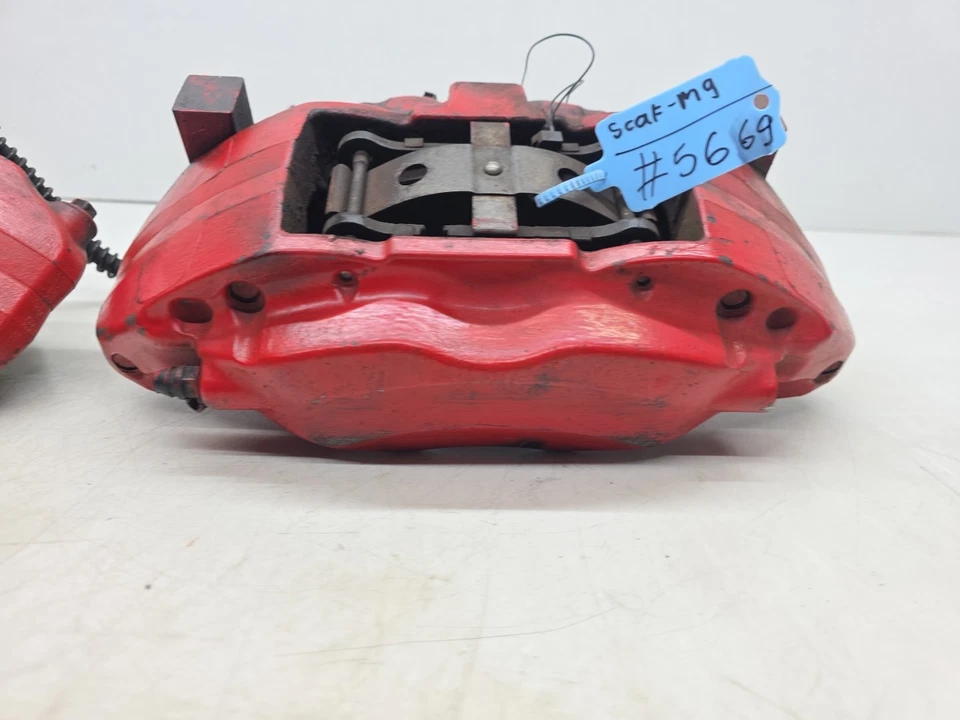 2008 Range Rover Sport L320 3.6 Tdv8 Front Brembo Calipers  - Image 4 of 4