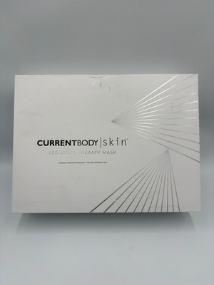 CURRENTBODY Skin LED Light Therapy Mask White Box Controller Pouch