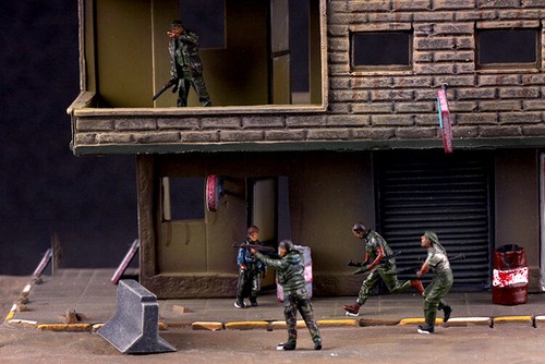 War on terrorism 1/72 TANK 1:72 figure 9pcs USA Soldiers VS Rebels Middle East - Picture 4 of 9