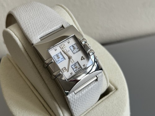 OMEGA Constellation Quadra 1841.35.71 Quartz White Shell Diamond Women Watch - Picture 11 of 24