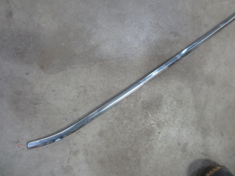 Chevrolet Camaro 1978-1981 exterior puerta superior borde moldura pieza conductor Foto 2 de 4