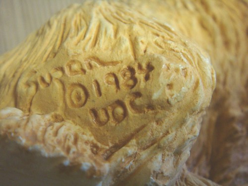 1984 SEATED GOLDEN RETRIEVER Stone Critters by United Design Corp - Signed Susan - Picture 7 of 8