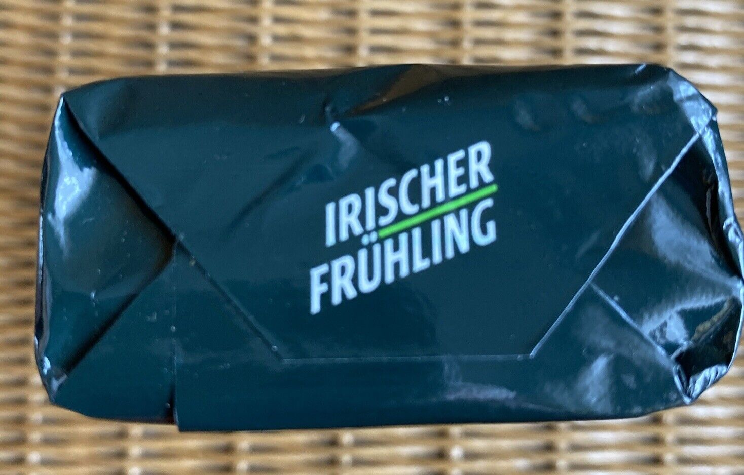 Alte Seife Irischer Frühling Green Spirit 125gr  in Weichverpackung ungeöffnet!