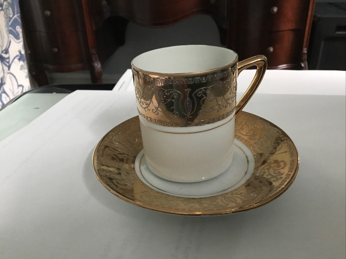 Royal Crown Imperial 1924 Tea/Coffee Cup Saucer Gold Trim Discontinued  Japan