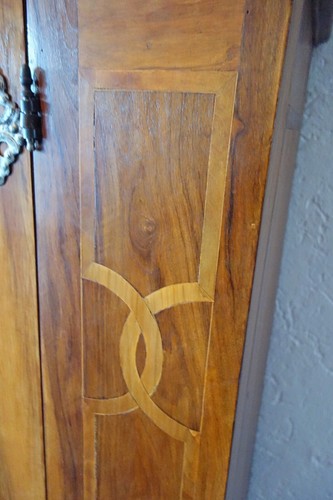 Antiker Schrank aus der Barockzeit um 1730, Nussbaum, Brotschrank, Dielenschrank - Bild 5 von 11