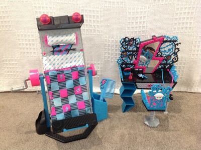 frankie stein bed