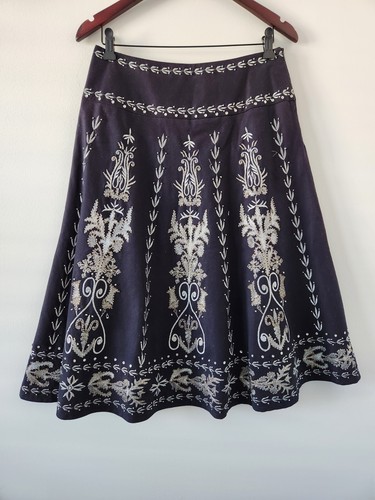 Falda Bianca Nygard Pequeña Mediana Línea A Completa Midi Lentejuelas Bordado Azul Marino - Imagen 5 de 10