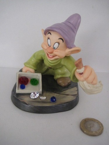 WDCC WE PICK UP EVERYTHING IN SIGHT DOPEY COA BOX PORCELAIN FIGURINE SNOW WHITE - Picture 3 of 18