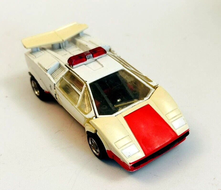 Vintage G1 Transformers - RED ALERT  1980-1982 Takara Action Figure Japan Hasbro - Image 2 of 4