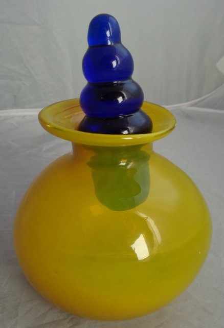 VASO VASETTO TAPPO GIALLO PARTICOLARE MURANO ITALY GLASS VASO VASETTO TAPPO GIALLO PARTICOLARE MURANO ITALY GLASS