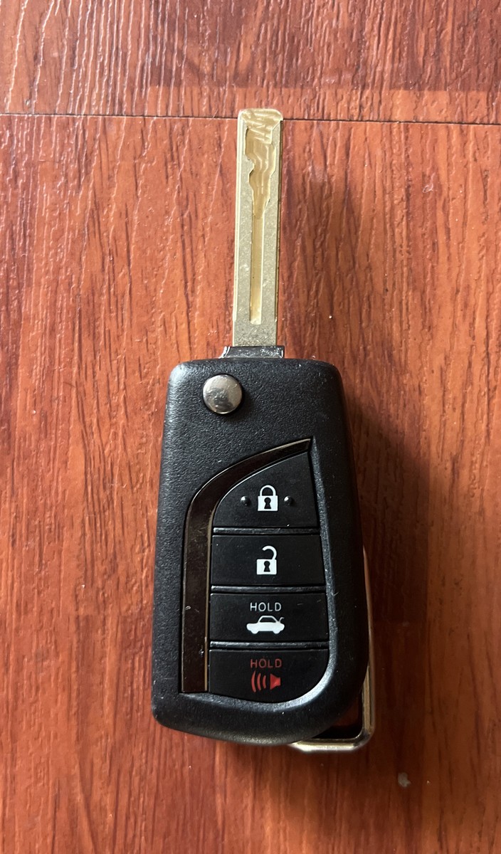 未使用　鍵　CAMRY ORIGINAL LOT OF 2 TOYOTA CAMRY 18-24 OEM SMART KEY LESS