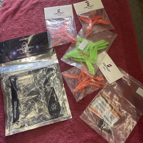 NEW FPV Racing Drone Quadcopter Frame Kit Parts Propellers & Accessories Sealed