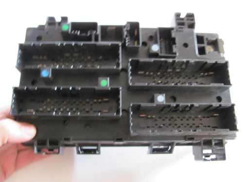 MOPAR P68322371AB B Multifunction Control Module Fuse Box Fits 16-20 Ram 1500 - Picture 6 of 7