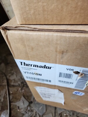Unopened! Thermador VTI1010W 1000 CFM Inline External Blower Wall Mount - Silver