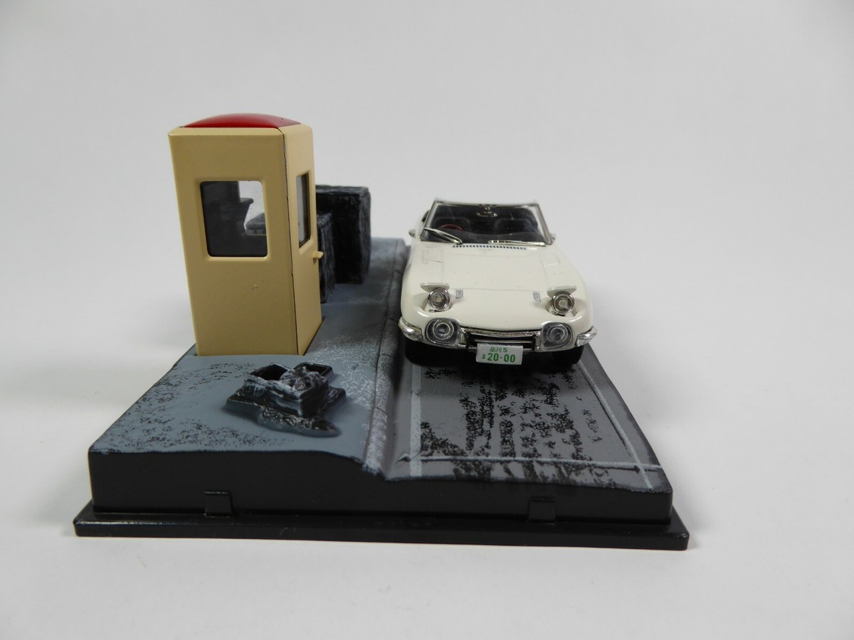Toyota 2000 GT James Bond 007 - 1:43 Voiture Model Car DY007 Toyota 2000 GT James Bond 007 - 1:43 Voiture Model Car DY007