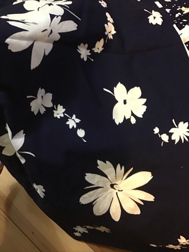 Vintage Cranston Print Works USA Black White Floral Material Fabric 70" x 56" NW - Picture 11 of 13