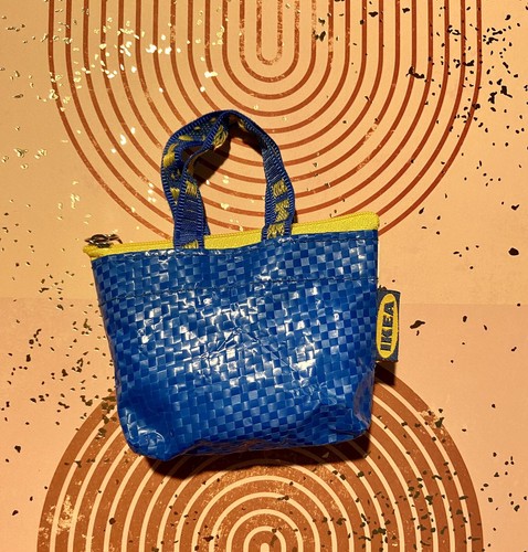 FASHION DOLL SHOPPING BAG, IKEA BRAND, Miniature scale 1/6 .... NEW - Picture 2 of 4