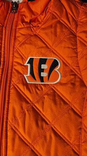 Cincinnati Bengals Puffer Vest Jacket Womens M Orange NFL Team Apparel - Picture 2 of 9