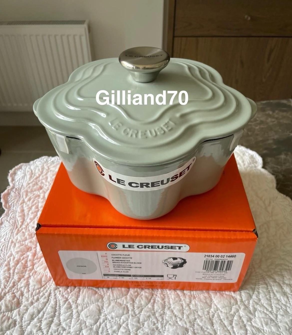 Foto 1 di 9