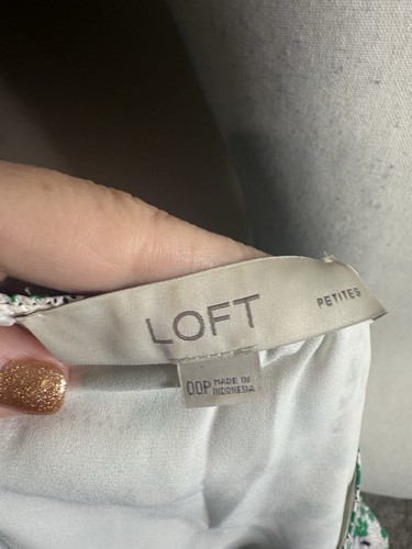Loft Minikleid V-Ausschnitt seitlich zum Binden Größe 00P gefüttert Blumen kurz süß lässig - Bild 10 von 11