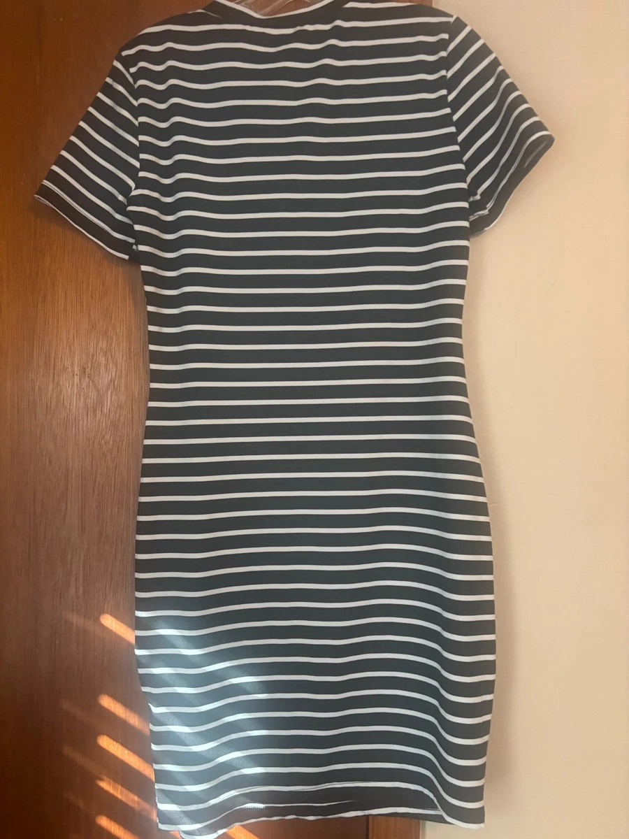 shein casual dresses CURVE+ Plus Size Vacation Large Floral Print Short Sleeve Dress, For Summer What Makes SHEIN Casual Dresses
