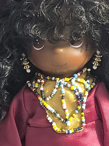 9" Precious Moments Children Of The World Kamali Doll - Picture 2 of 16