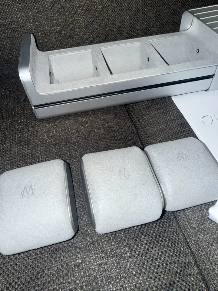 Auténtica caja de reloj RIMOWA gris. Juego completo en perfecto estado Foto 2 de 4