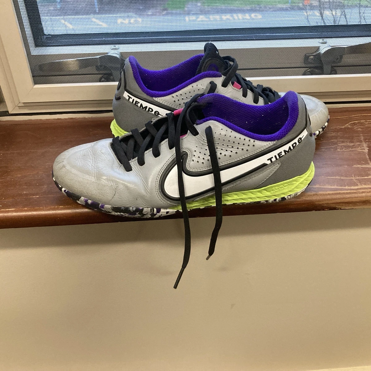 Las mejores ofertas en Nike React Tiempo Legend 9 Pro IC White