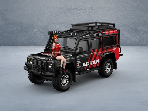 LAND ROVER 110 Defender + Figure - ADVAN - Time Micro 1:64 - Foto 5 di 6