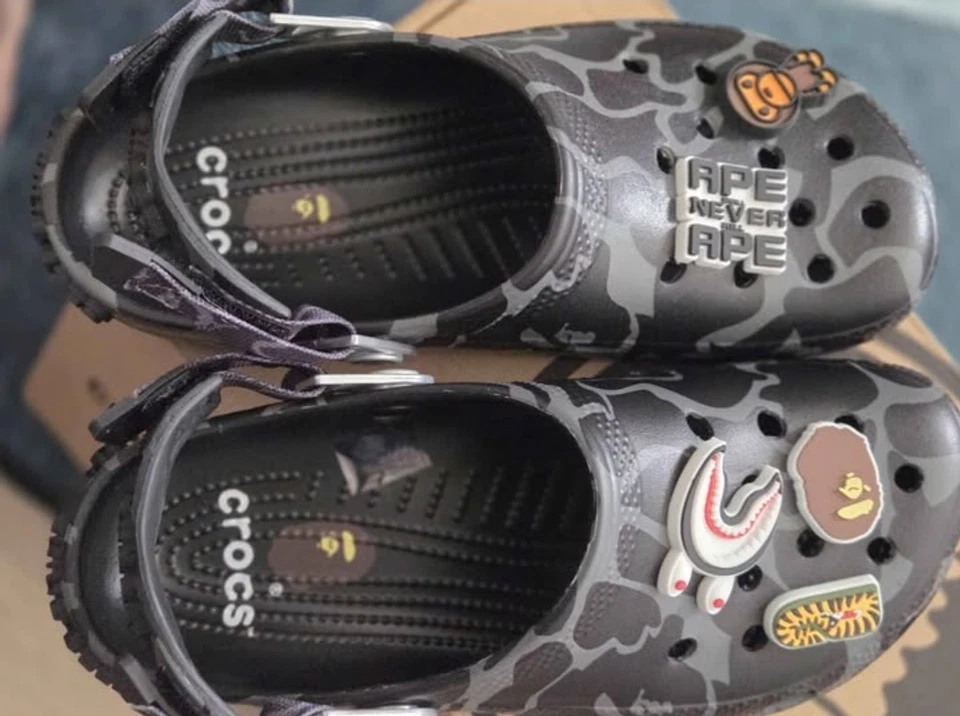 Bape x Crocs Pink, Blue & Green * UNISEX* LIMITED EDITION - Image 4 of 4