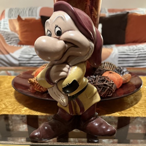 Modellino vintage ceramica hobbista Biancaneve e i sette nani scontroso 9 pollici - Foto 1 di 12