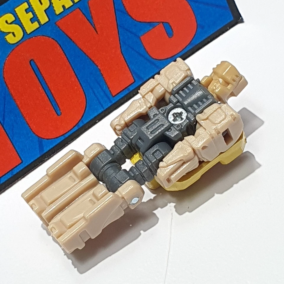 Transformers Generations Titans Return Blitzwing HAZARD figure head Voyager - Image 3 of 4