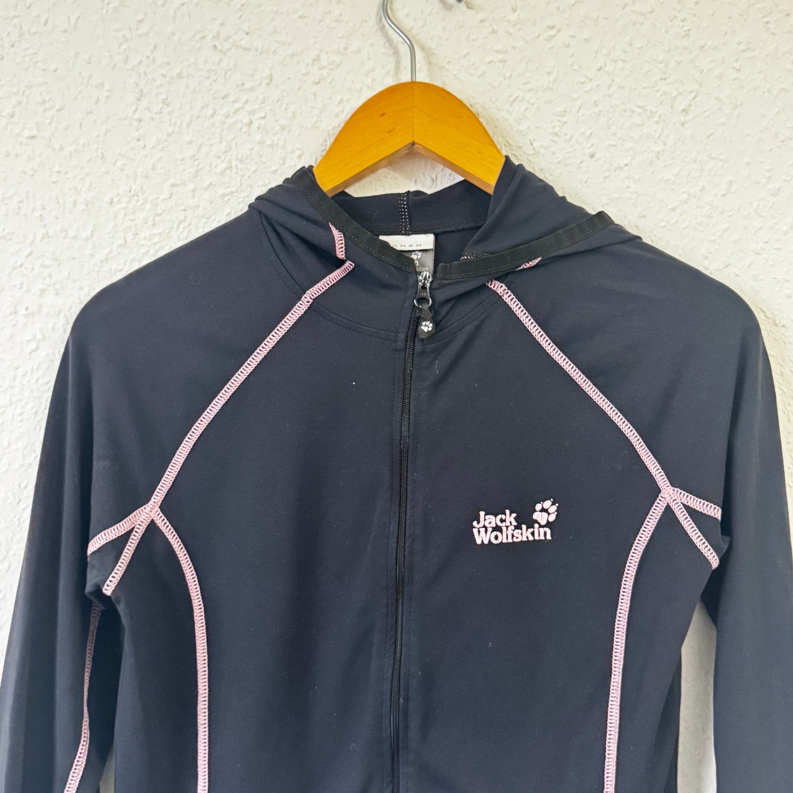 Jack Wolfskin Women’s Full Zip Outdoor Hoodie - Black with Pink Trim image 6