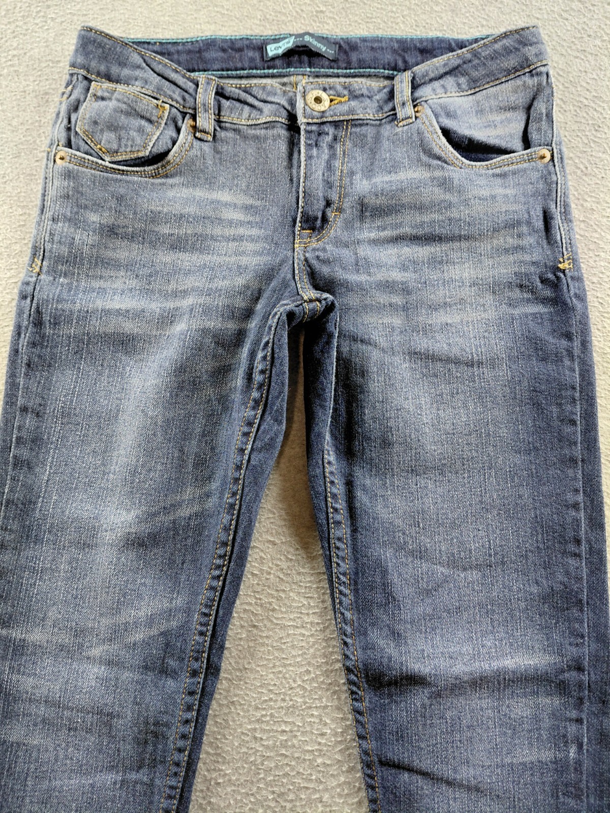Picture 2 of 11