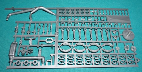 1935 Mercedes Benz 500 K-AK Pocher 1/8 Internal Engine Parts Etc.