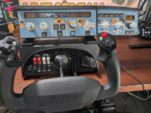 Winwing Airbus FCU Unit 1 & LEFT EFIS stand for Honeycomb Alpha (Mount Only) - 第 1/8 張圖片