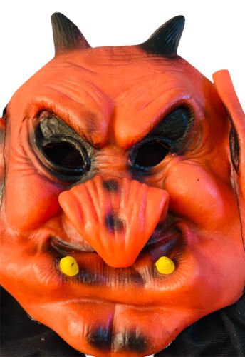 RED DEVIL MASK CHILD HALLOWEEN SLIPS OVER HEAD LATEX RUBBER HORNS BLACK ACCENTS - Picture 2 of 6