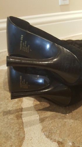 Colin Stuart for VS Over The Knee Black Lazer Cut Suede Boots size 7 EUC - Picture 8 of 9