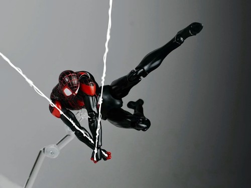 NEU Mafex No.092 Spider-Man CT Ver. Figur Miles Morales 6" Actionfigur Originalverpackt - Bild 12 von 21
