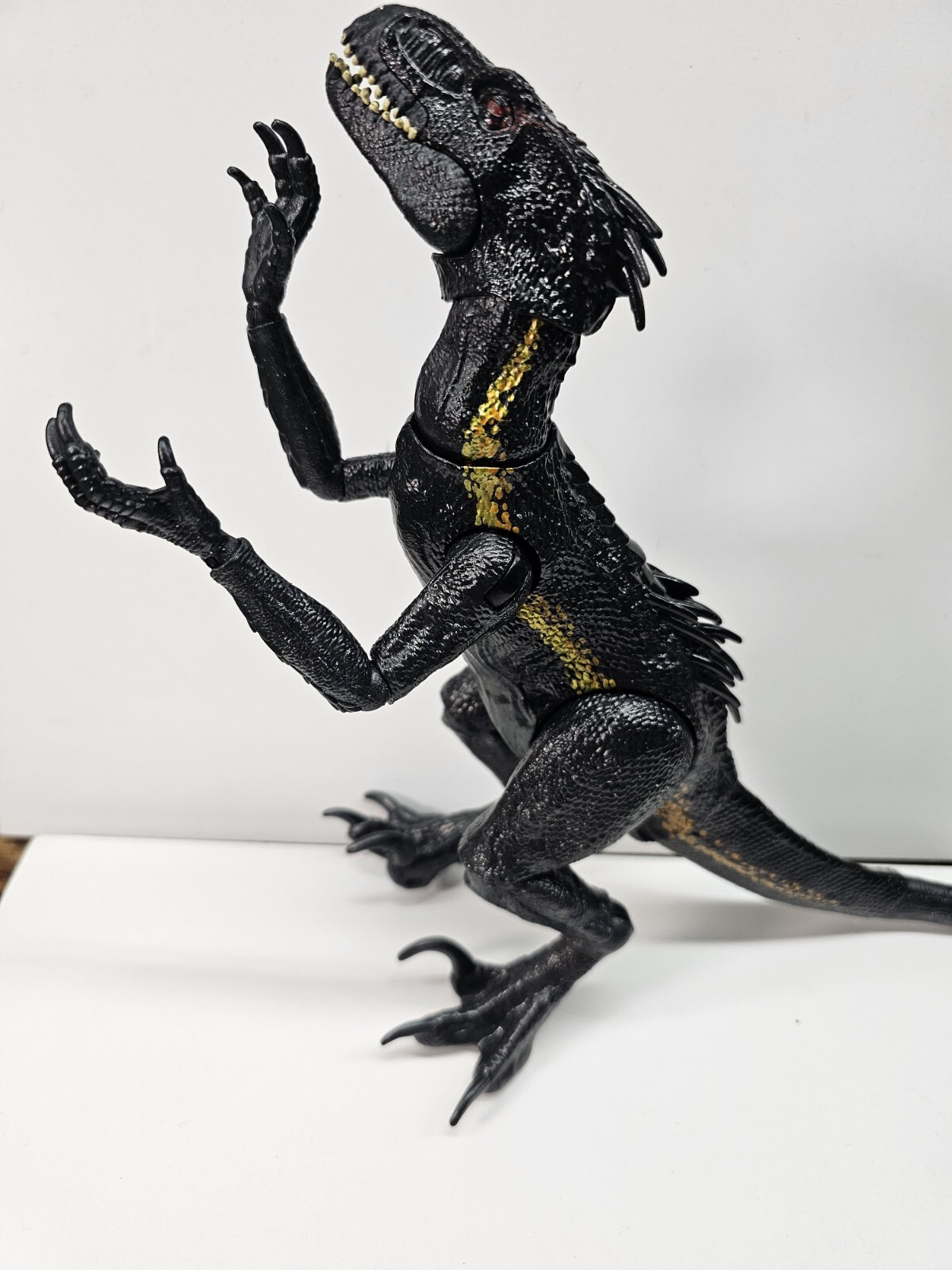 Picture 1 of 4