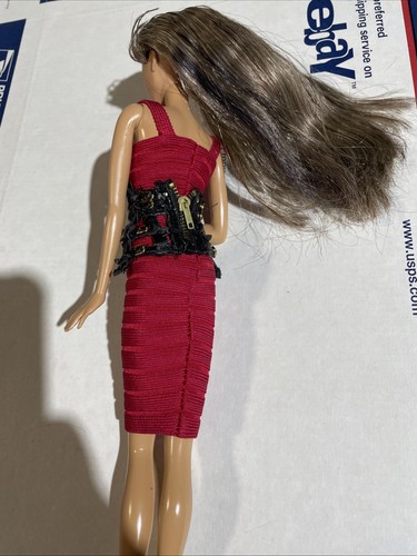 2009 Mattel Barbie Herve Leger By Max Azria Doll - Picture 6 of 12