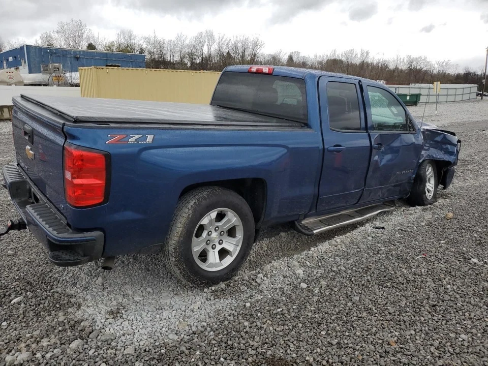 2018 Chevrolet Silverado 2500 Speedometer Cluster ID 257-10072 Used 150k Miles - Image 4 of 4