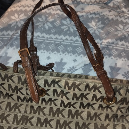 Michael Kors Medium Size Bag - Picture 6 of 12