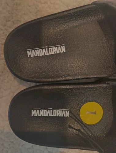 ¡NUEVO! Disney Star Wars Mandalorian "Grogu" Diapositivas Lucas Films Ltd Niños Talla 1 - Imagen 3 de 4